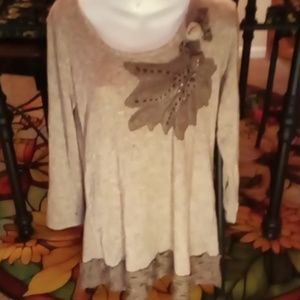 Sacred Threads Size Medium Pullover Sweater w/Long Sleeves "Crocheted Trim"
